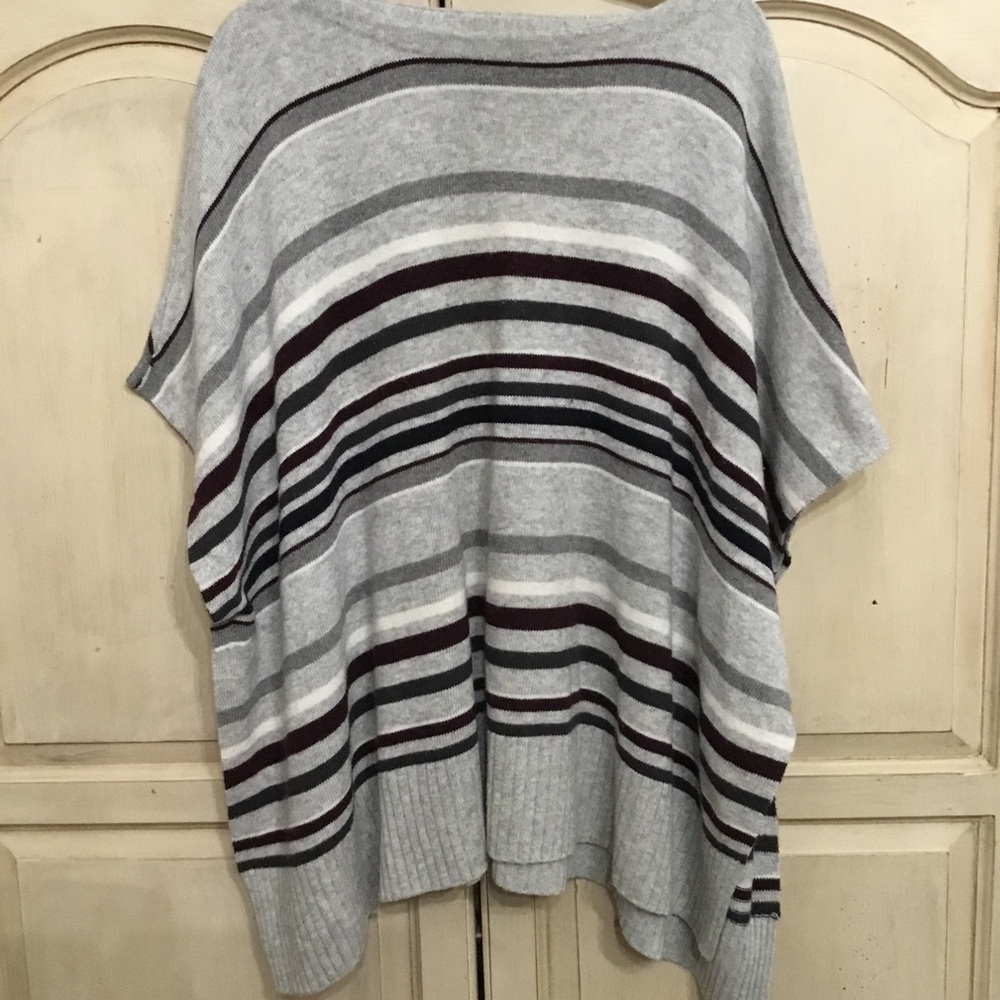 Loft Women’s Gray, Cranberry, And Black Striped Oversized Pancho Sz XS/S EUC